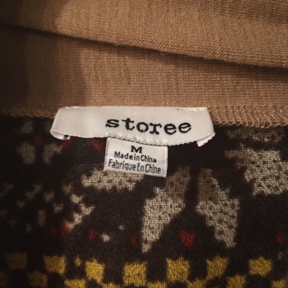 Storee Cardigan Sweater Size Medium - Picture 5 of 7